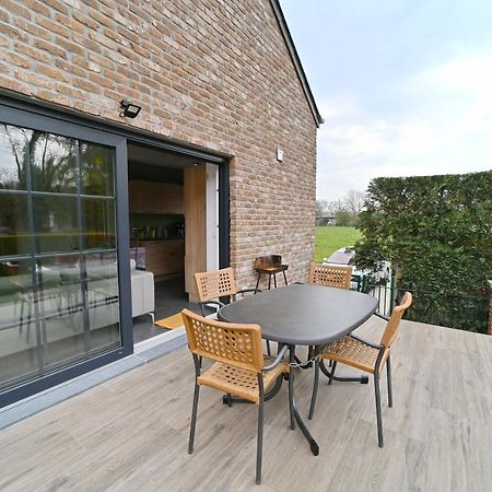 La Petite Maison Dans La Prairie 霍顿 外观 照片
